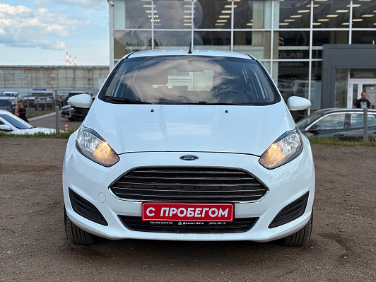 Ford Fiesta Trend, 2016 года, пробег 130290 км