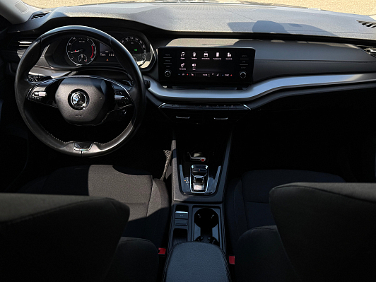 Skoda Octavia Ambition Plus, 2021 года, пробег 130205 км