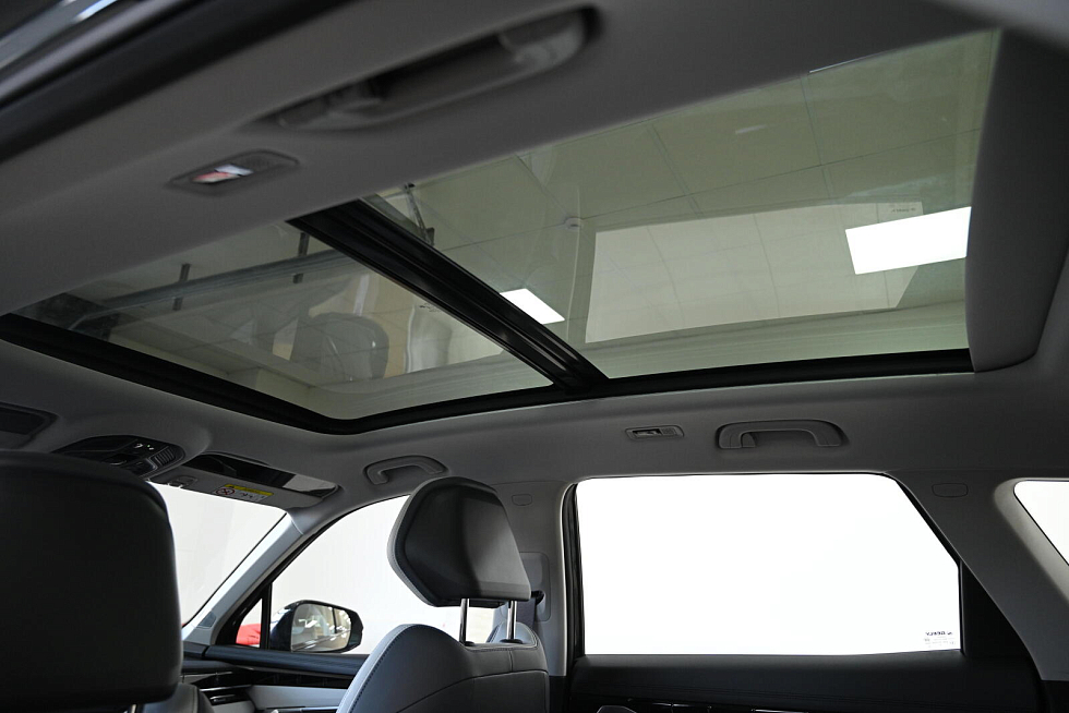 Geely Atlas Люкс, зеленый