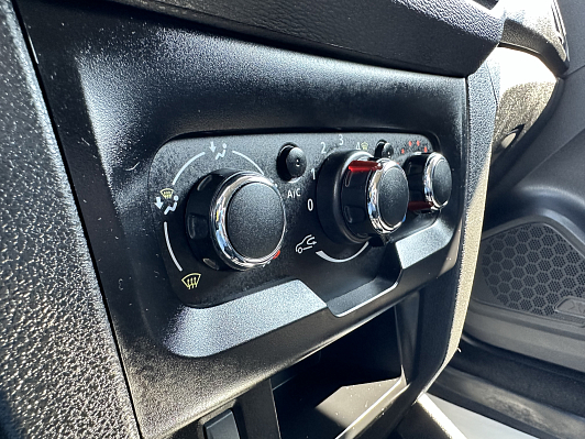 Lada (ВАЗ) XRAY Comfort, 2016 года, пробег 113500 км
