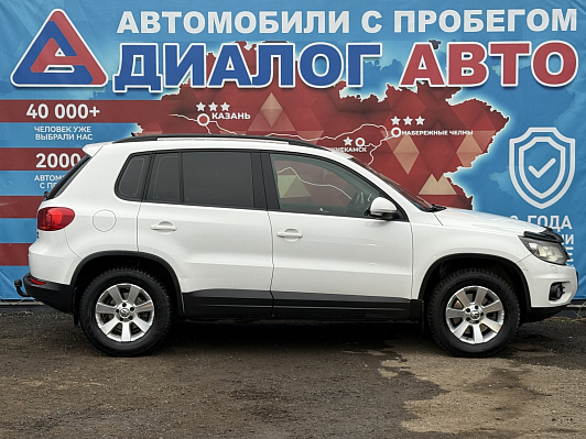 Volkswagen Tiguan Avenue, 2013 года, пробег 272000 км