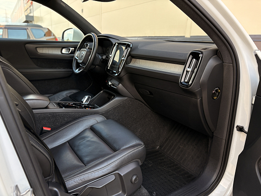 Volvo XC40 Inscription (MY18-20), 2018 года, пробег 159601 км