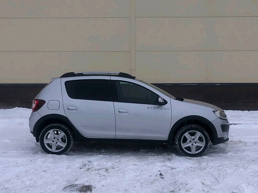 Renault Sandero, 2018 года, пробег 65000 км