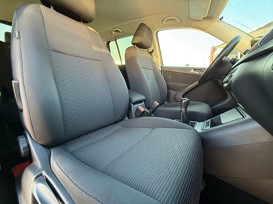Volkswagen Tiguan, 2016 года, пробег 161000 км