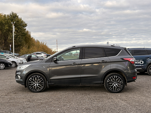 Ford Kuga Titanium, 2017 года, пробег 93500 км