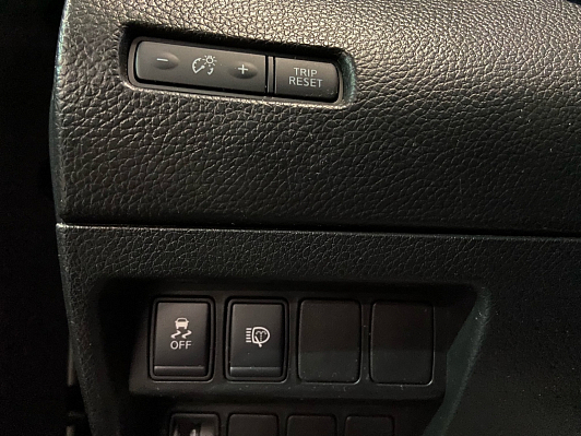 Nissan X-Trail XE, 2015 года, пробег 96001 км