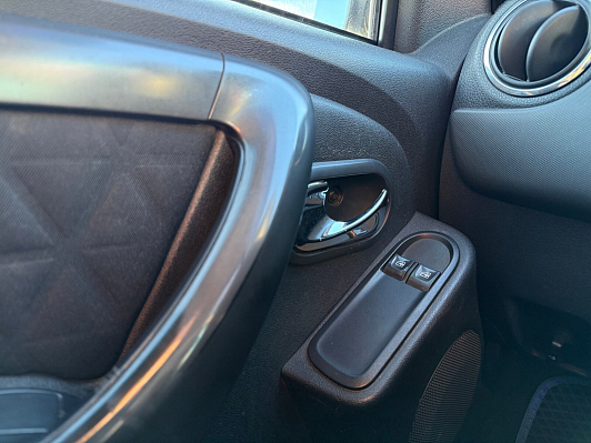 Renault Duster Dakar Edition, 2016 года, пробег 150782 км