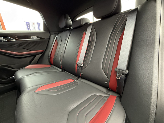 Geely Coolray Champion edition (Binyue Cool), 2023 года, пробег 33000 км