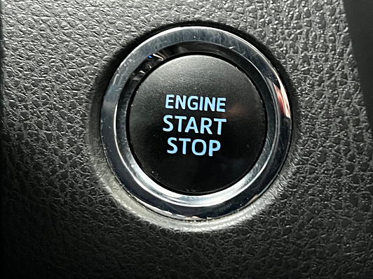 Toyota Camry Элеганс Safety, 2019 года, пробег 130300 км