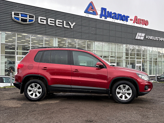 Volkswagen Tiguan Adventure, 2012 года, пробег 216200 км