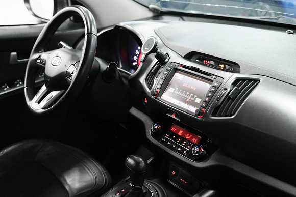 Kia Sportage Premium, 2012 года, пробег 290452 км