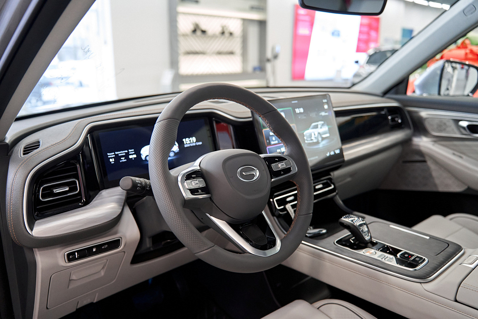 GAC GS8 GL, серебряный