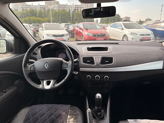 Renault Fluence Authentique 2015, 2013 года, пробег 152528 км