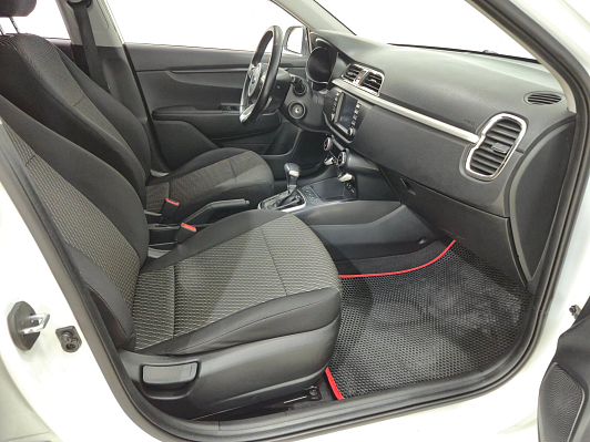 Kia Rio Luxe, 2018 года, пробег 102100 км