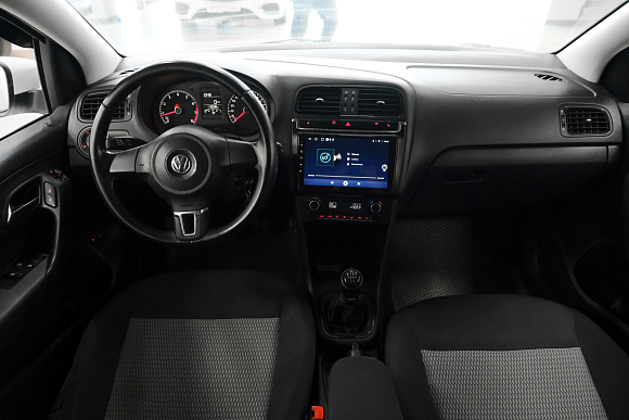 Volkswagen Polo, 2015 года, пробег 113000 км