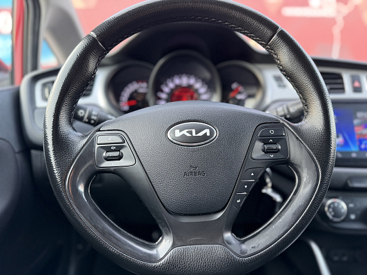 Kia Ceed Comfort, 2012 года, пробег 208500 км