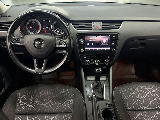 Skoda Octavia Hockey Edition, 2020 года, пробег 103848 км