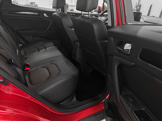 JAC JS3 Luxury, красный