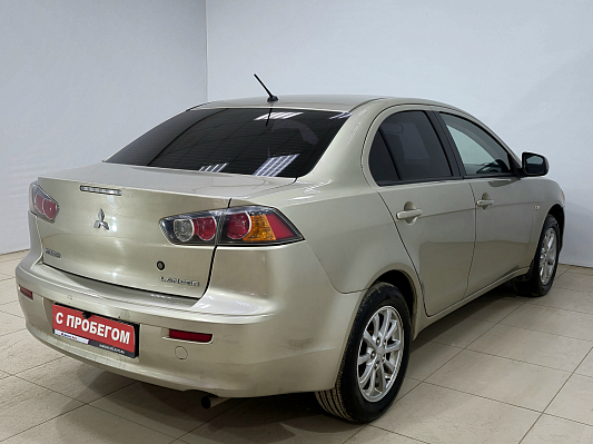 Mitsubishi Lancer, 2010 года, пробег 213500 км