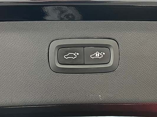 Volvo XC90, 2015 года, пробег 97023 км