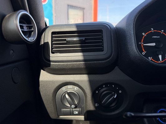 Lada (ВАЗ) Niva Legend Урбан, 2024 года, пробег 15000 км