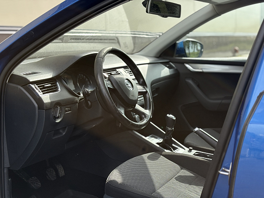 Skoda Octavia, 2013 года, пробег 233000 км