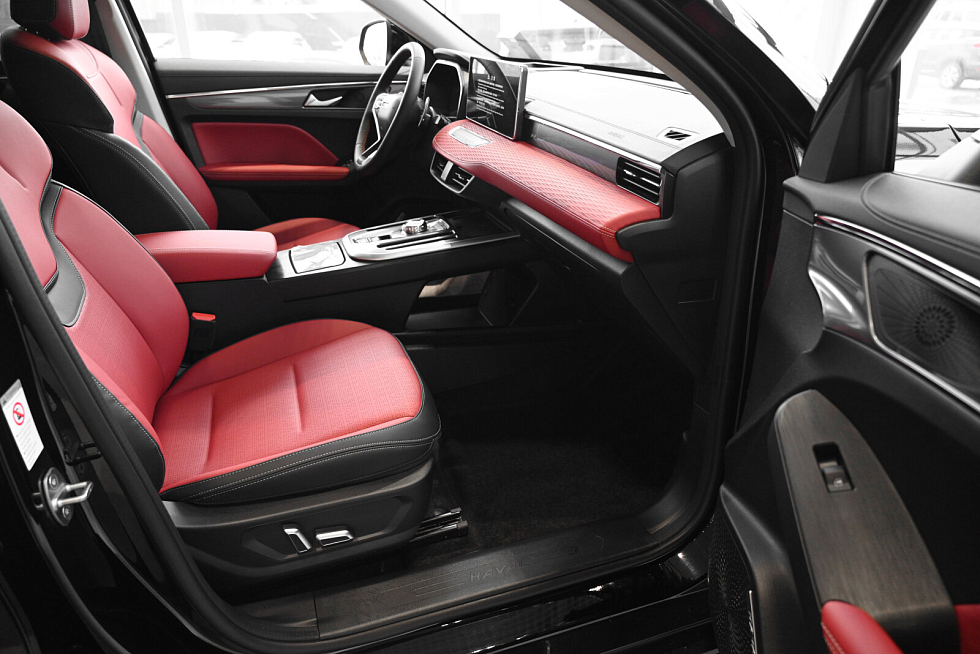 Haval Jolion Оптимум, черный