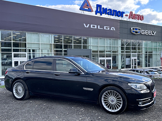 BMW 7 серии, 2013 года, пробег 126042 км