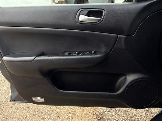 Honda Accord, 2004 года, пробег 358000 км