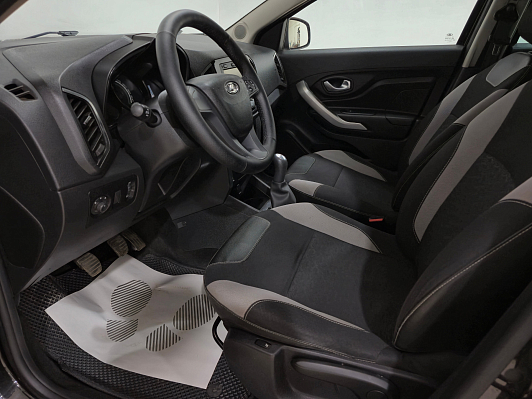 Lada (ВАЗ) XRAY Luxe Prestige, 2016 года, пробег 164229 км