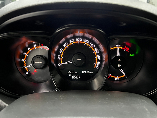Lada (ВАЗ) Vesta Comfort Winter, 2020 года, пробег 135000 км