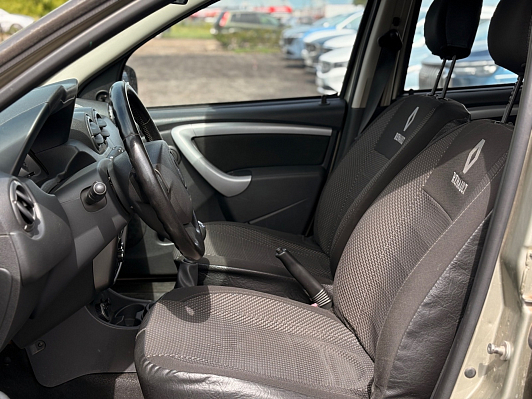 Renault Duster Privilege, 2013 года, пробег 203770 км