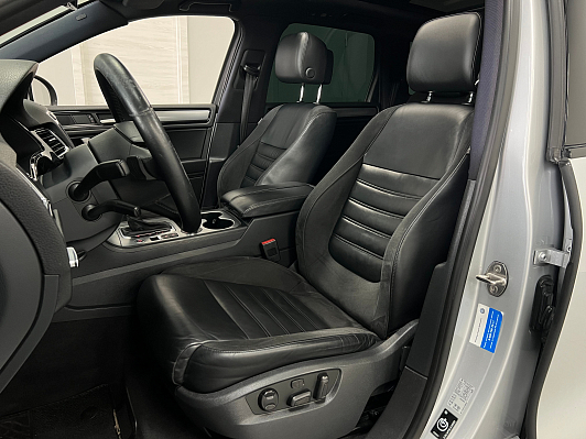 Volkswagen Touareg, 2014 года, пробег 240089 км