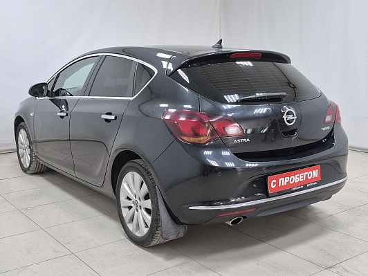 Opel Astra Cosmo, 2013 года, пробег 197000 км