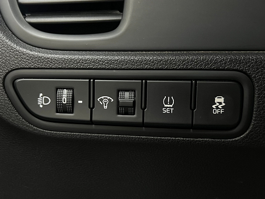 Kia Rio Luxe, 2020 года, пробег 67000 км