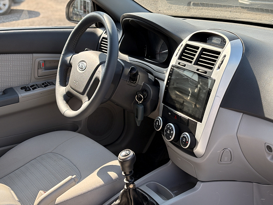 Kia Cerato, 2006 года, пробег 296000 км