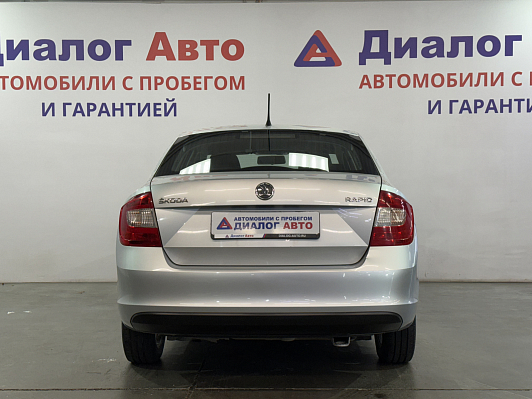 Skoda Rapid, 2014 года, пробег 181000 км