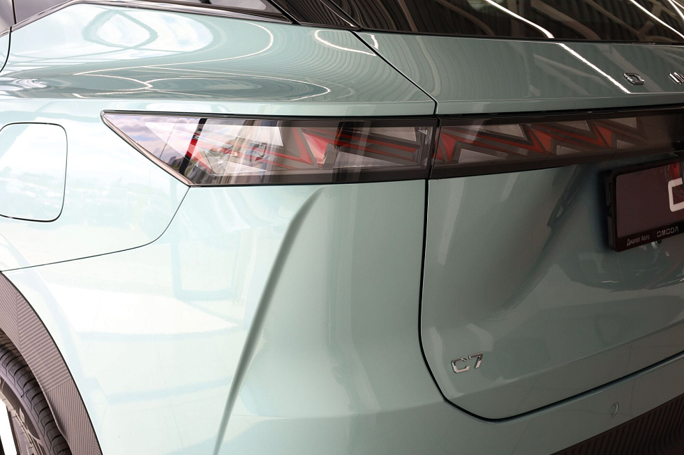 Omoda C7 , зеленый