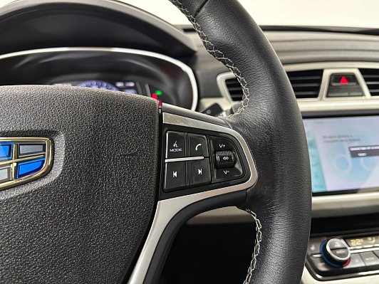 Geely Atlas Люкс + Yandex Auto, 2020 года, пробег 104001 км