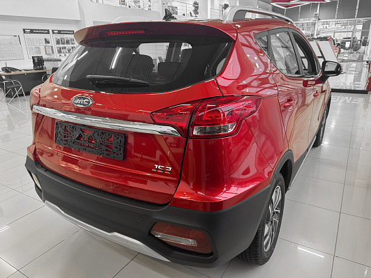 JAC JS3 Luxury, красный