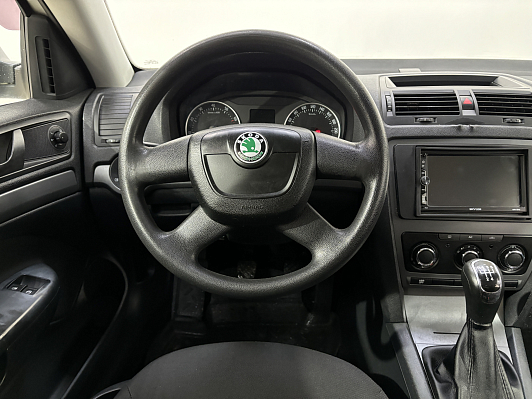 Skoda Octavia, 2010 года, пробег 205000 км