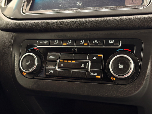 Volkswagen Tiguan Sport&Style, 2012 года, пробег 230775 км