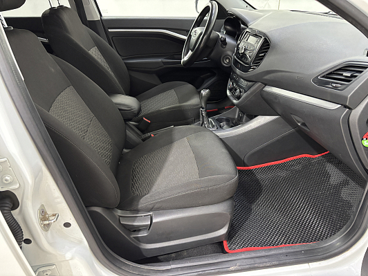 Lada (ВАЗ) Vesta Comfort, 2019 года, пробег 124580 км