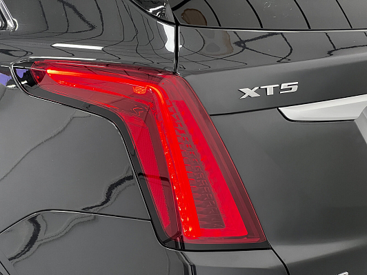 Cadillac XT5 Premium Luxury, 2020 года, пробег 106263 км