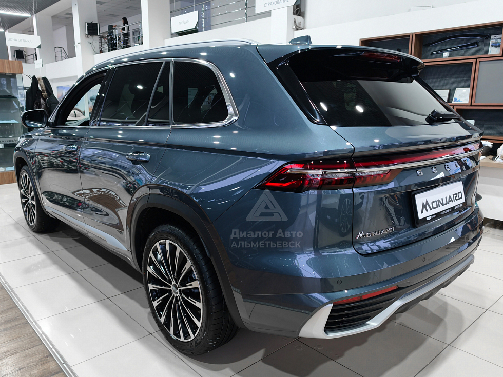 Geely Monjaro Flagship SE, серый