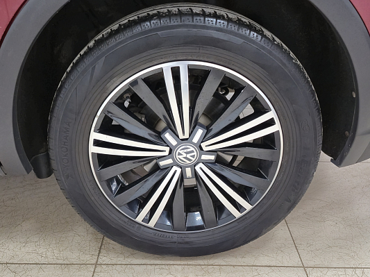 Volkswagen Tiguan Exclusive, 2017 года, пробег 127884 км