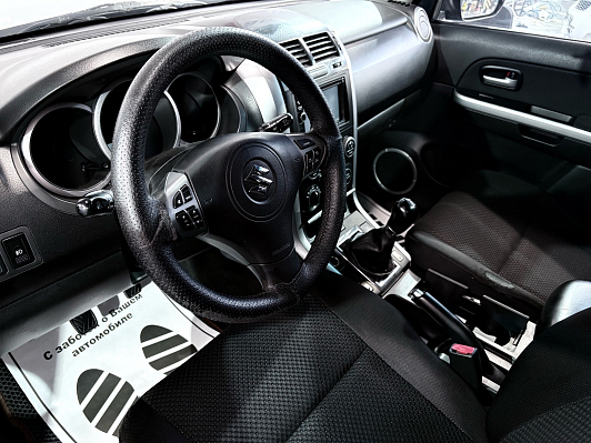 Suzuki Grand Vitara JLX-A, 2009 года, пробег 253000 км