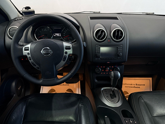 Nissan Qashqai LE+, 2012 года, пробег 222625 км