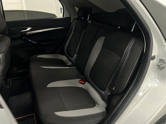 Lada (ВАЗ) Vesta, 2023 года, пробег 70933 км