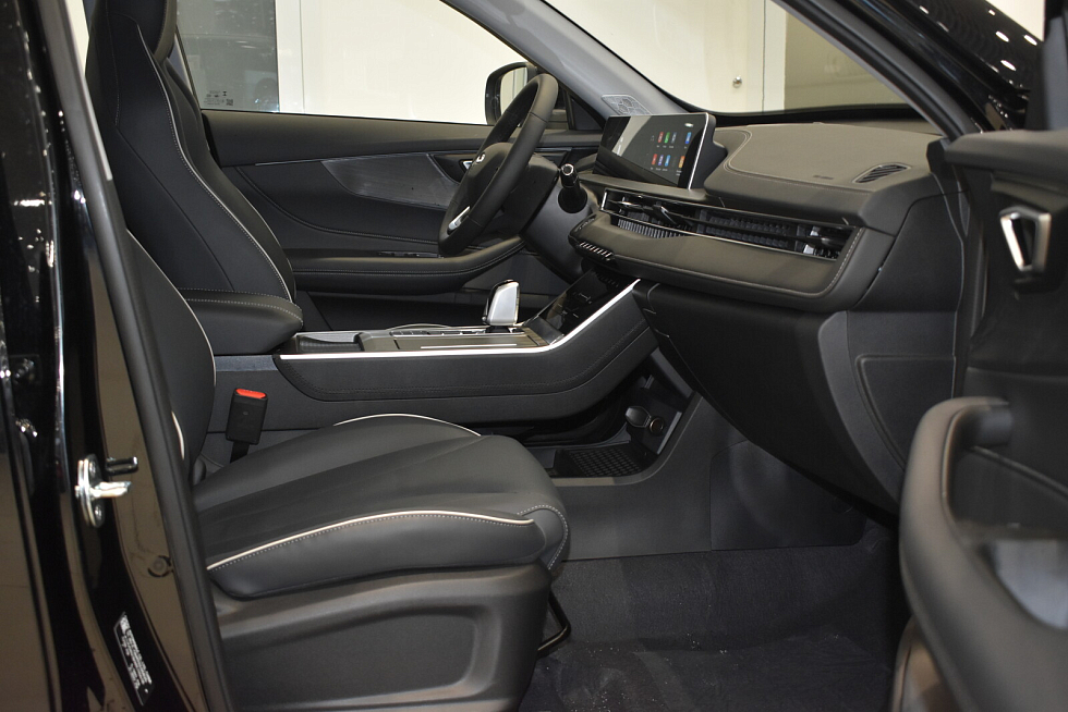 Chery Tiggo 4 MT Line, черный